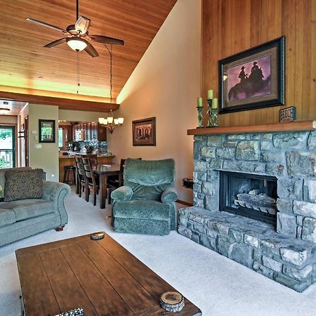 Beech Mountain Condo With Balcony, Walk To Resort! Екстер'єр фото