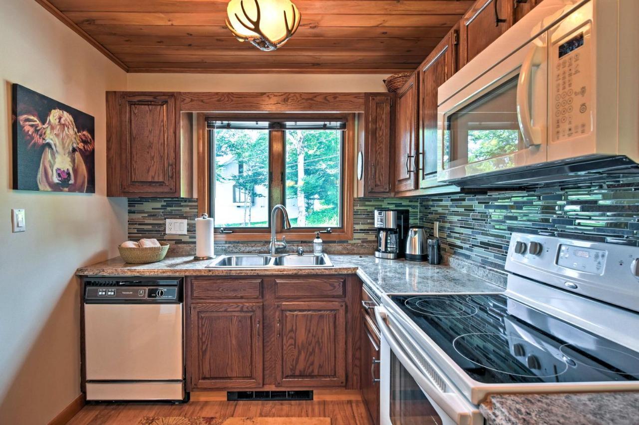 Beech Mountain Condo With Balcony, Walk To Resort! Екстер'єр фото