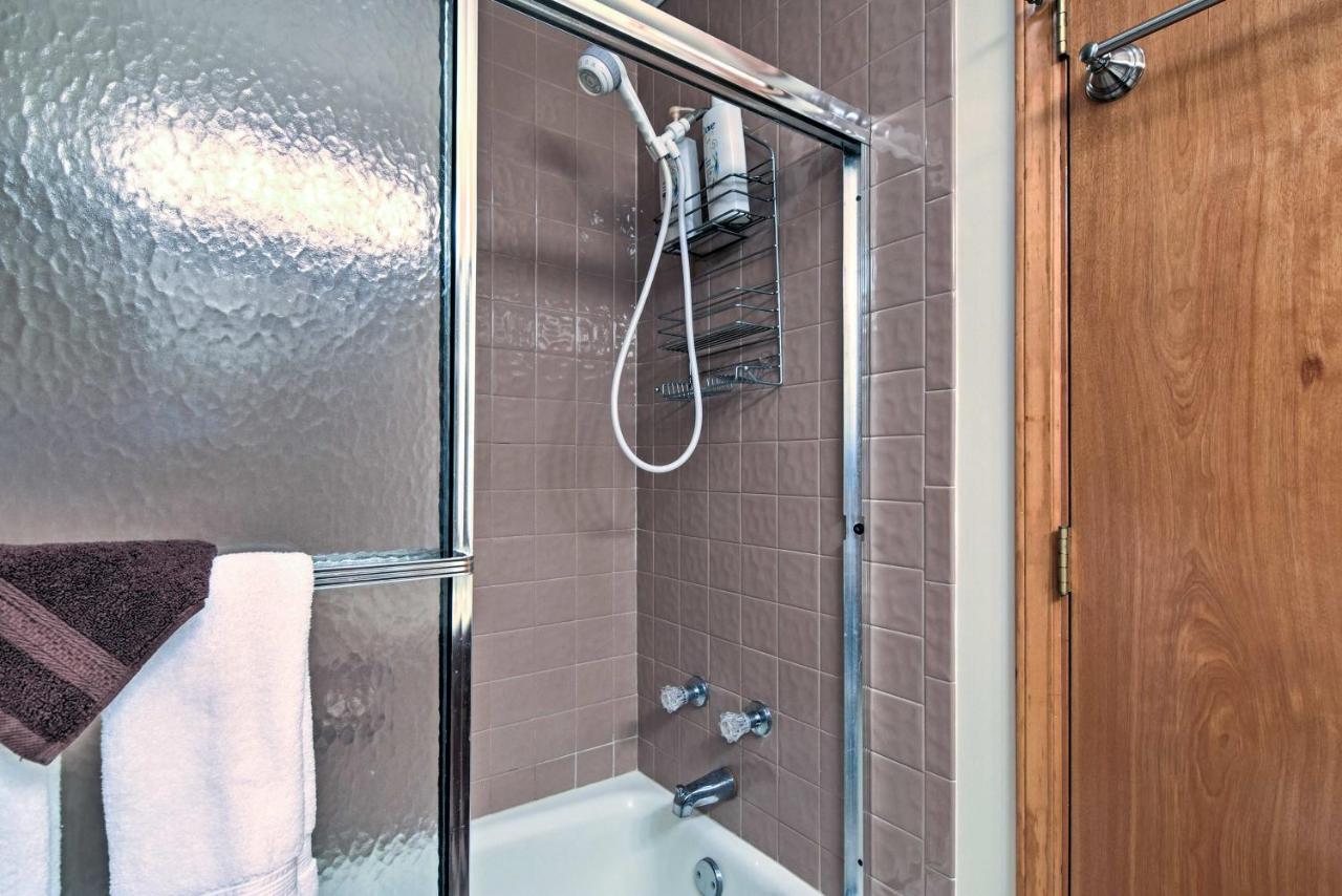 Beech Mountain Condo With Balcony, Walk To Resort! Екстер'єр фото